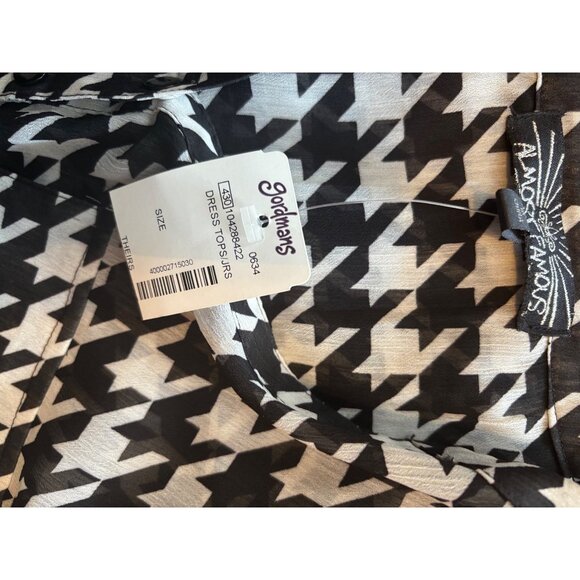 Almost NWT Famous Stunning Black & White Sheer Slipover Top Blouse Size XL - Picture 7 of 10